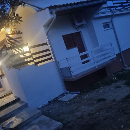 Apartmani Rab - Adrijana & Aleksandra Banjol Extérieur photo
